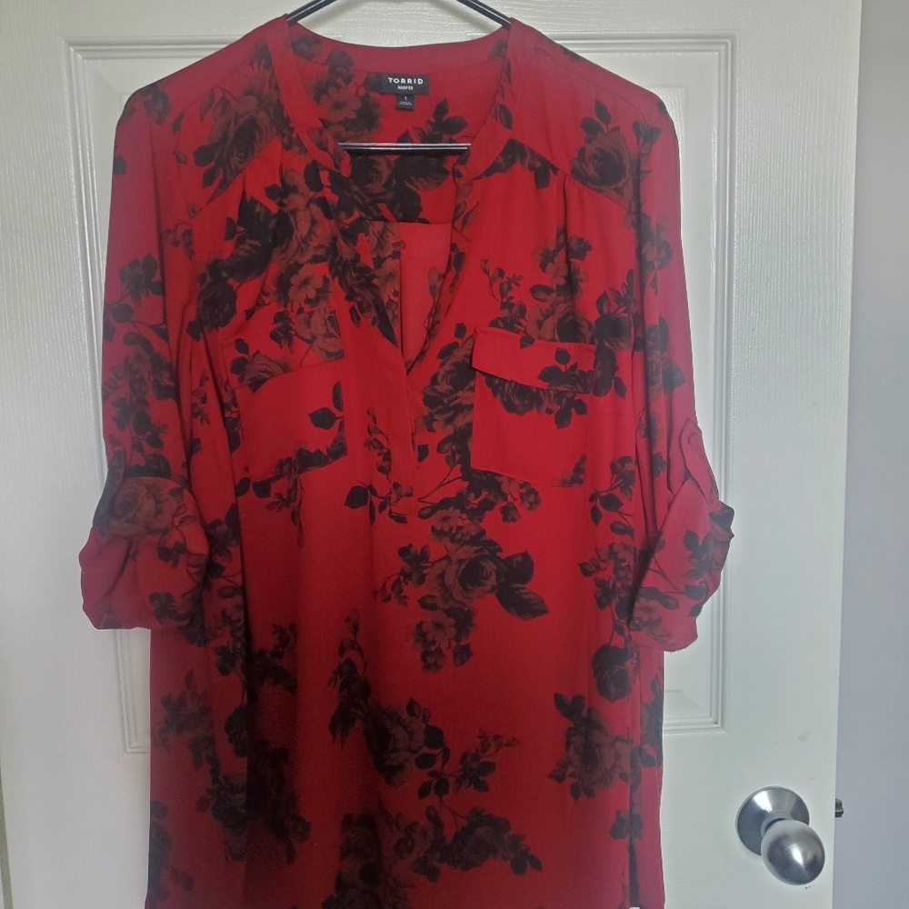Torrid Floral Tunic Blouse
